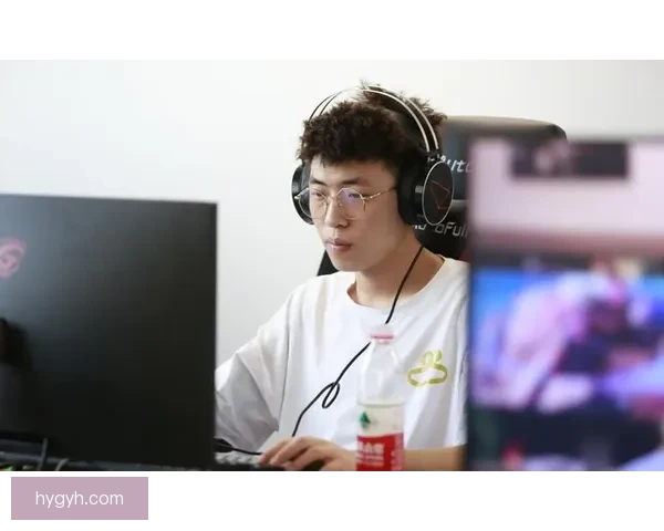 麦克法兰盛赞科巴姆青训世界第一